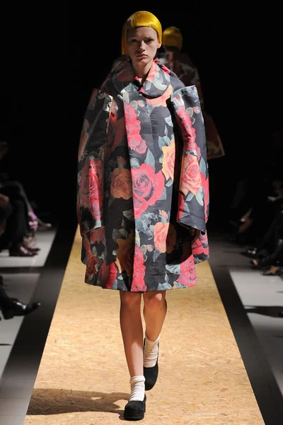 Look 34